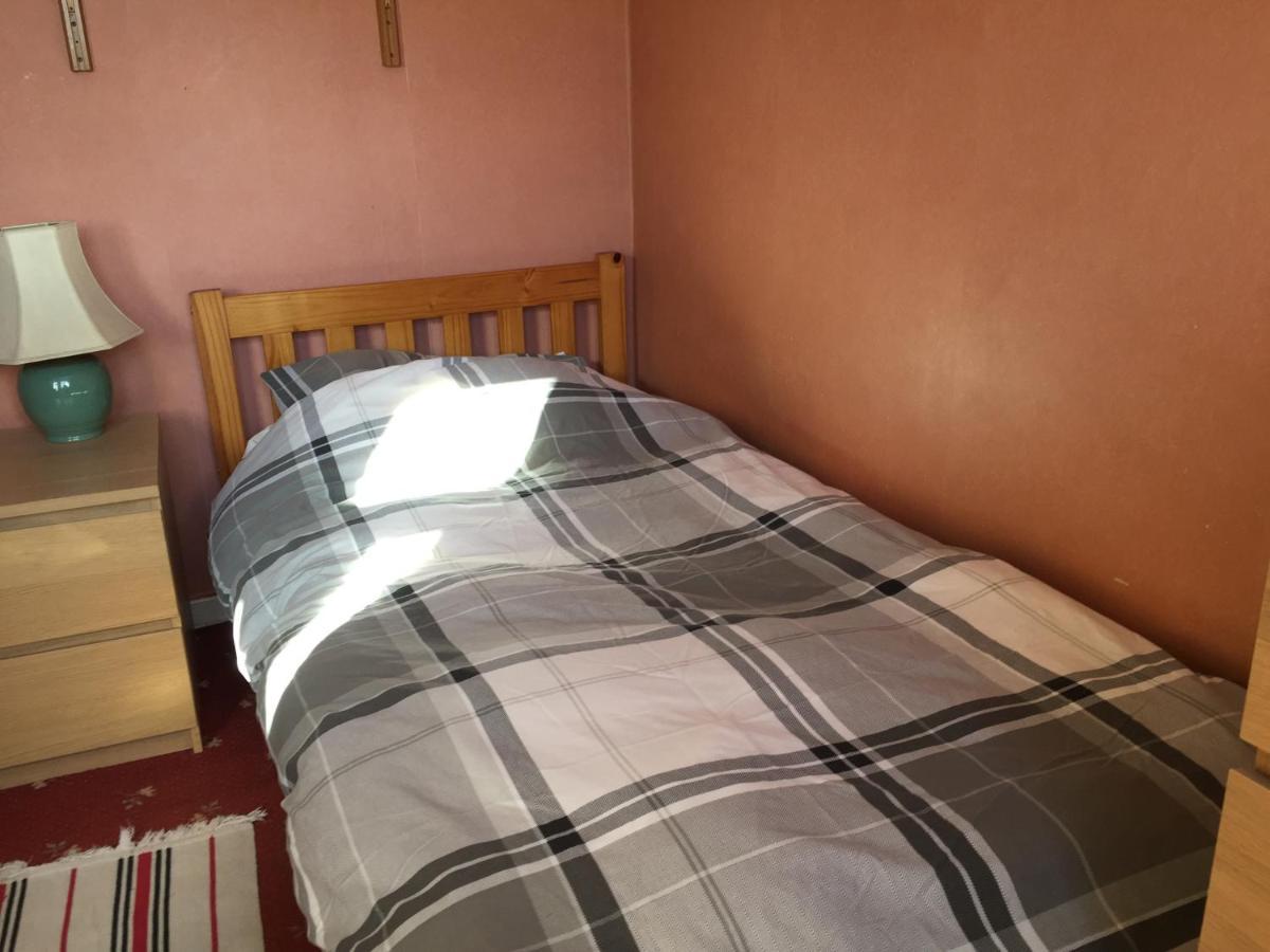 Hotel 5 Ravenhurst Drive Walsall Bagian luar foto